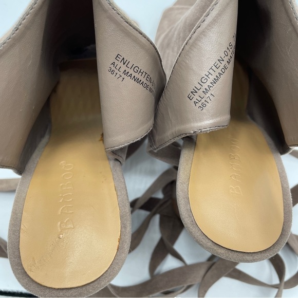 Bamboo Enlighten faux suede ankle boots / booties with wrap ties size 7.5 - Picture 8 of 10